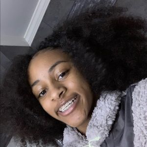 Meet your Posher, Kay’neia